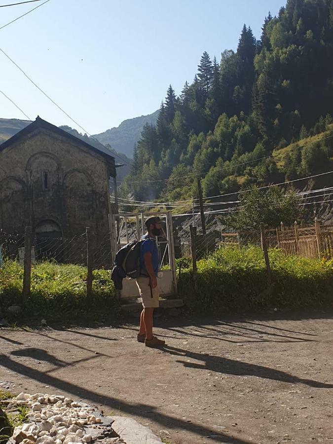 Bed and Breakfast Raul Lushnu Darbaz Mestia Exterior foto